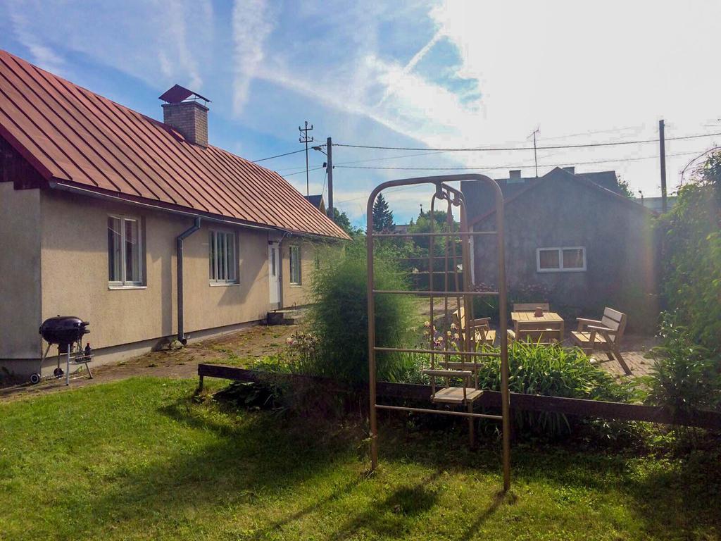 Uusallika Puhkemaja Haapsalu Exterior photo